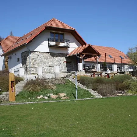 U Cerneho Potoka 게스트하우스 Nová Lhota